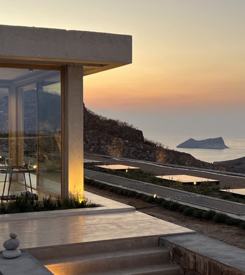 Ex ExteriorD32024-08-08